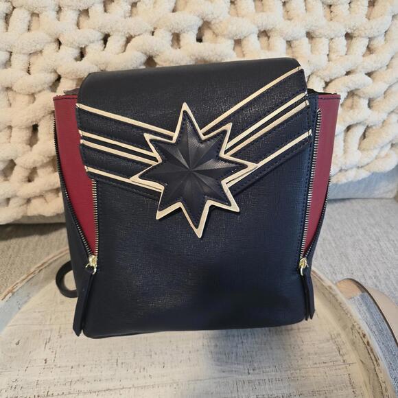 Bioworld Captain Marvel Backpack - Picture 3 of 5